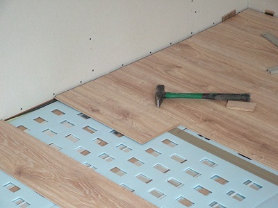 panele na ogrzewanie podłogowe