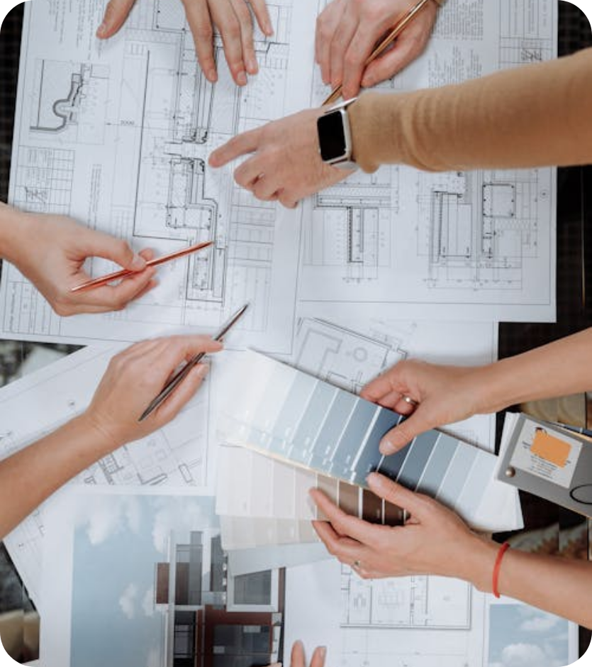 Zdjęcie planów ogrzewania podłogowego - widok na blat stołu od góry