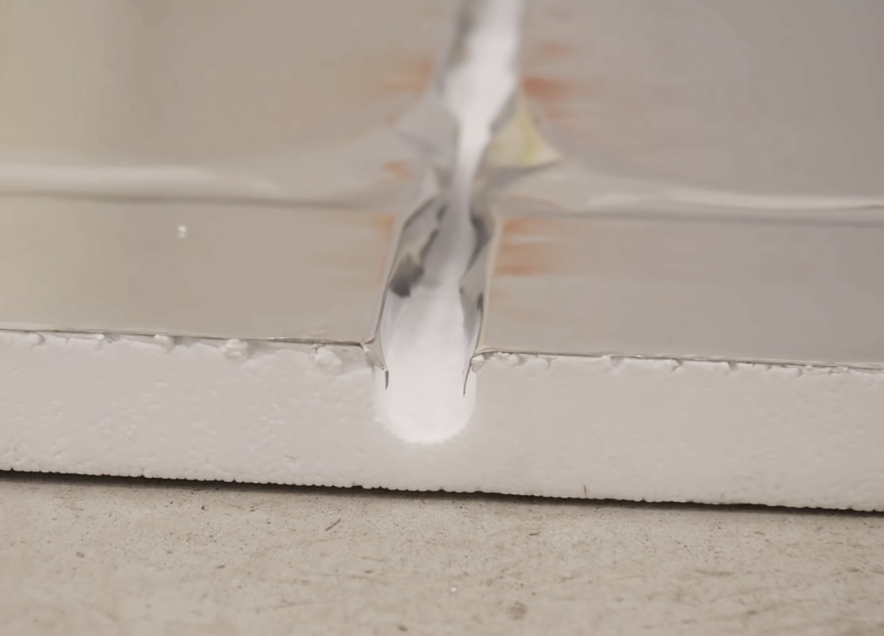 Sander Alu Standard EPS — płyta EPS z aluminiową okleiną jako nośnik rur ogrzewania podłogowego